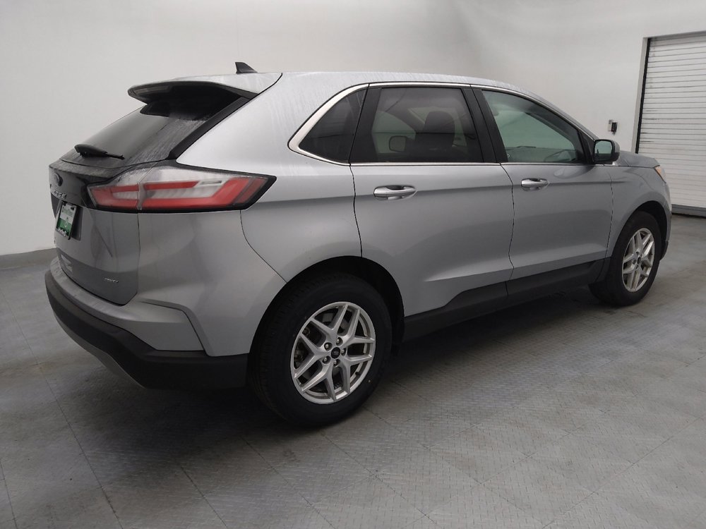 Used 2024 Ford Edge SEL image 10