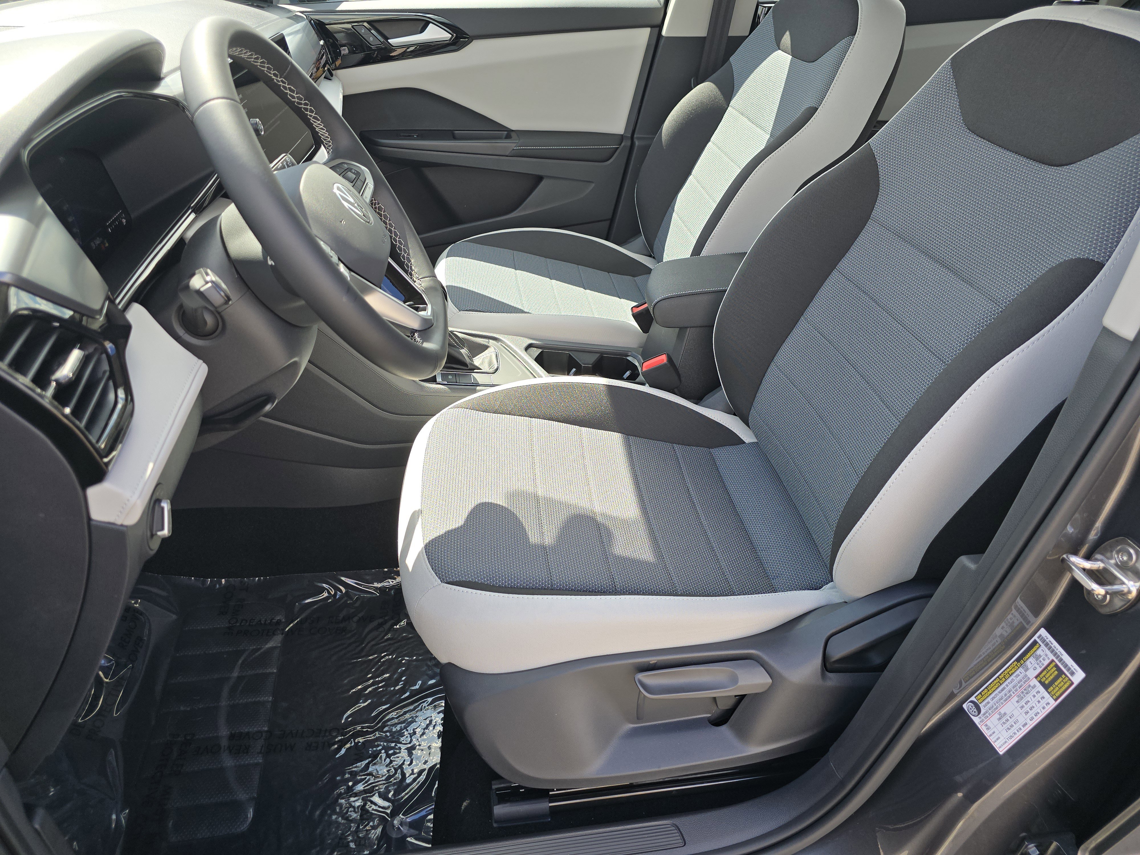 New 2025 Volkswagen Taos S image 15