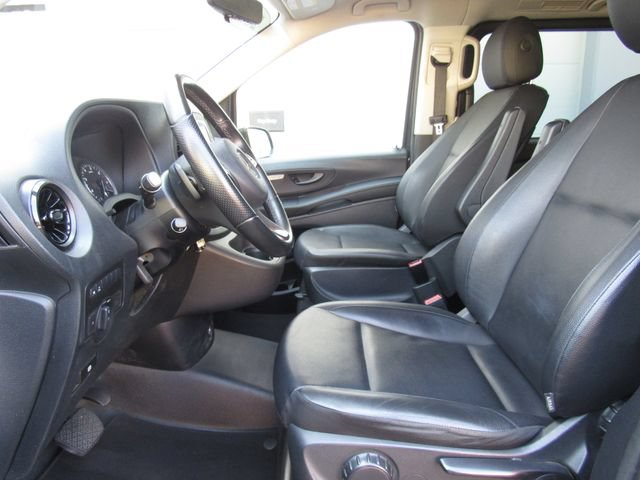 Used 2023 Mercedes-Benz Metris Passenger image 9
