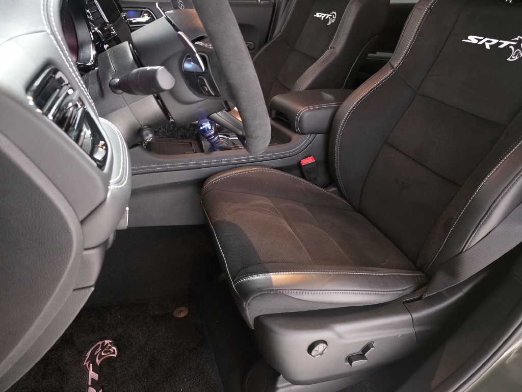 Used 2026 Dodge Durango SRT Hellcat w/ Premium Group AWD/4WD image 18