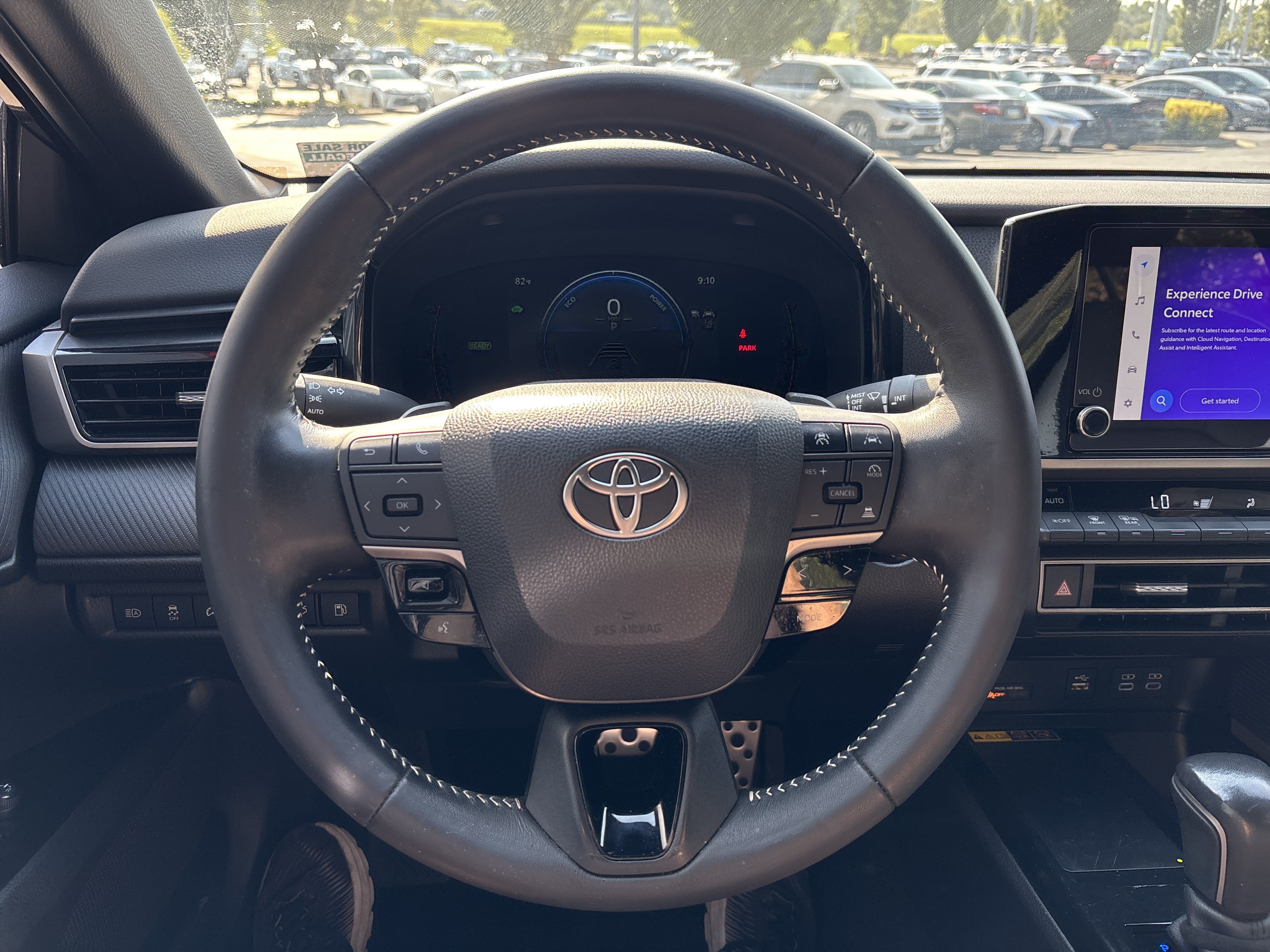 Used 2025 Toyota Camry SE FWD image 16