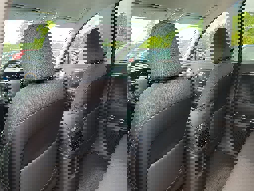 New 2026 Hyundai Ioniq 9 SE image 24