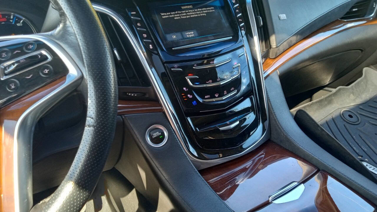 Used 2019 Cadillac Escalade Luxury image 13