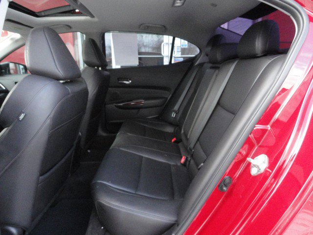 Used 2017 Acura TLX w/ Technology Package image 11