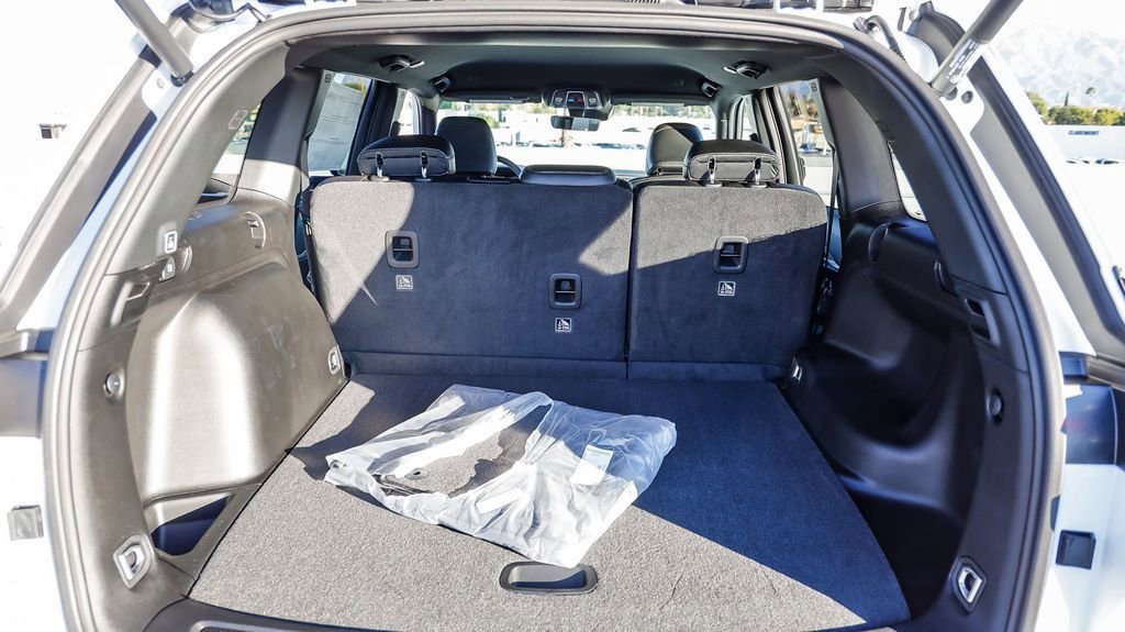 New 2025 Jeep Grand Cherokee Limited w/ Black Appearance Package image 26