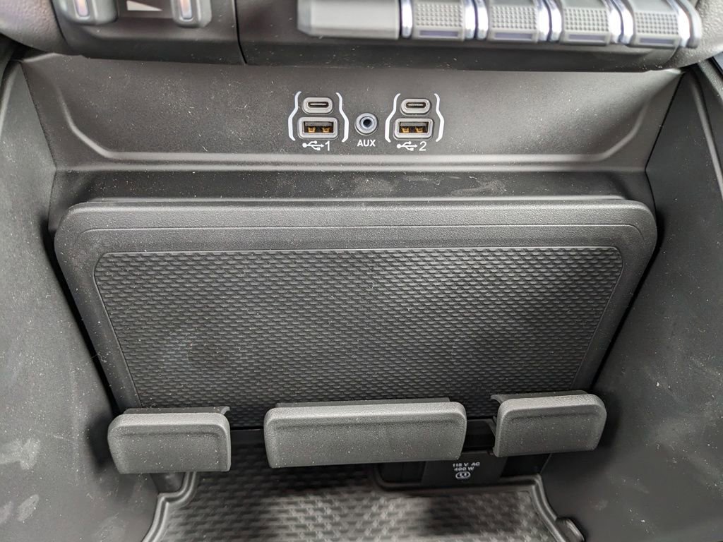 New 2026 RAM 1500 4x4 Crew Cab image 34