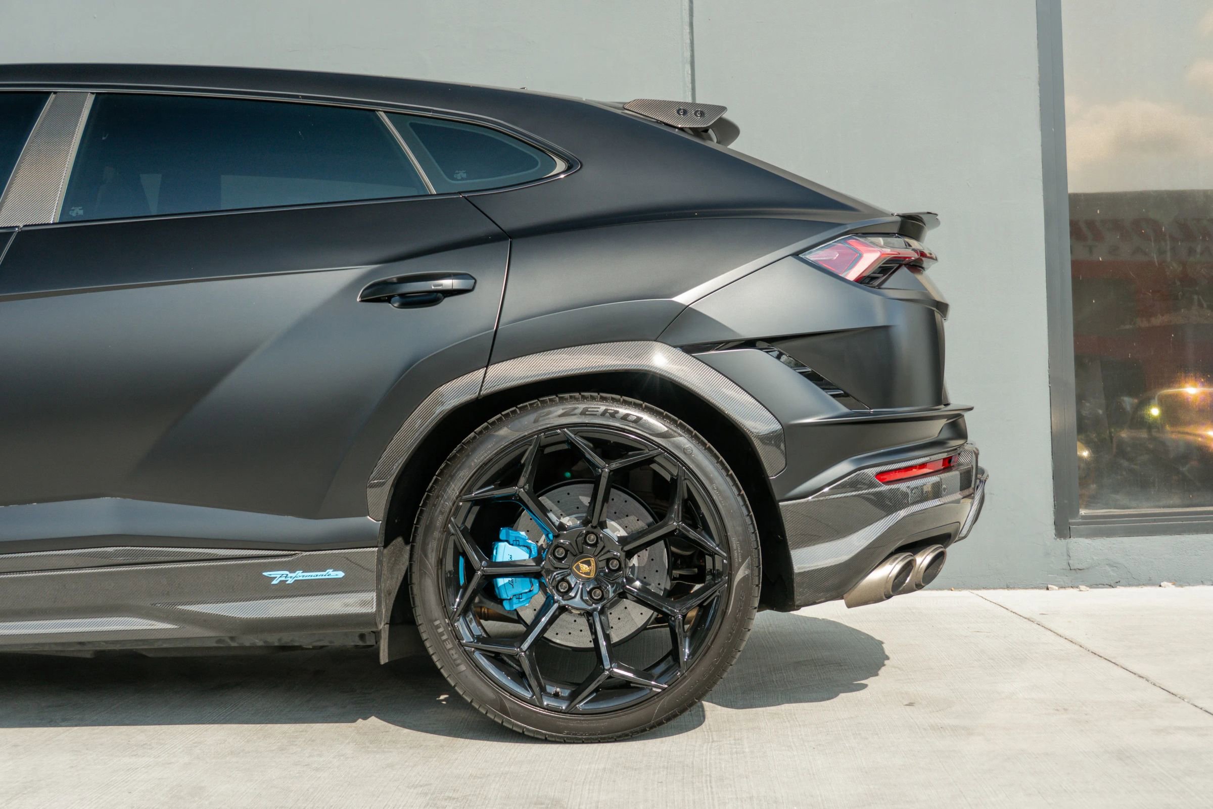Used 2024 Lamborghini Urus Performante image 20