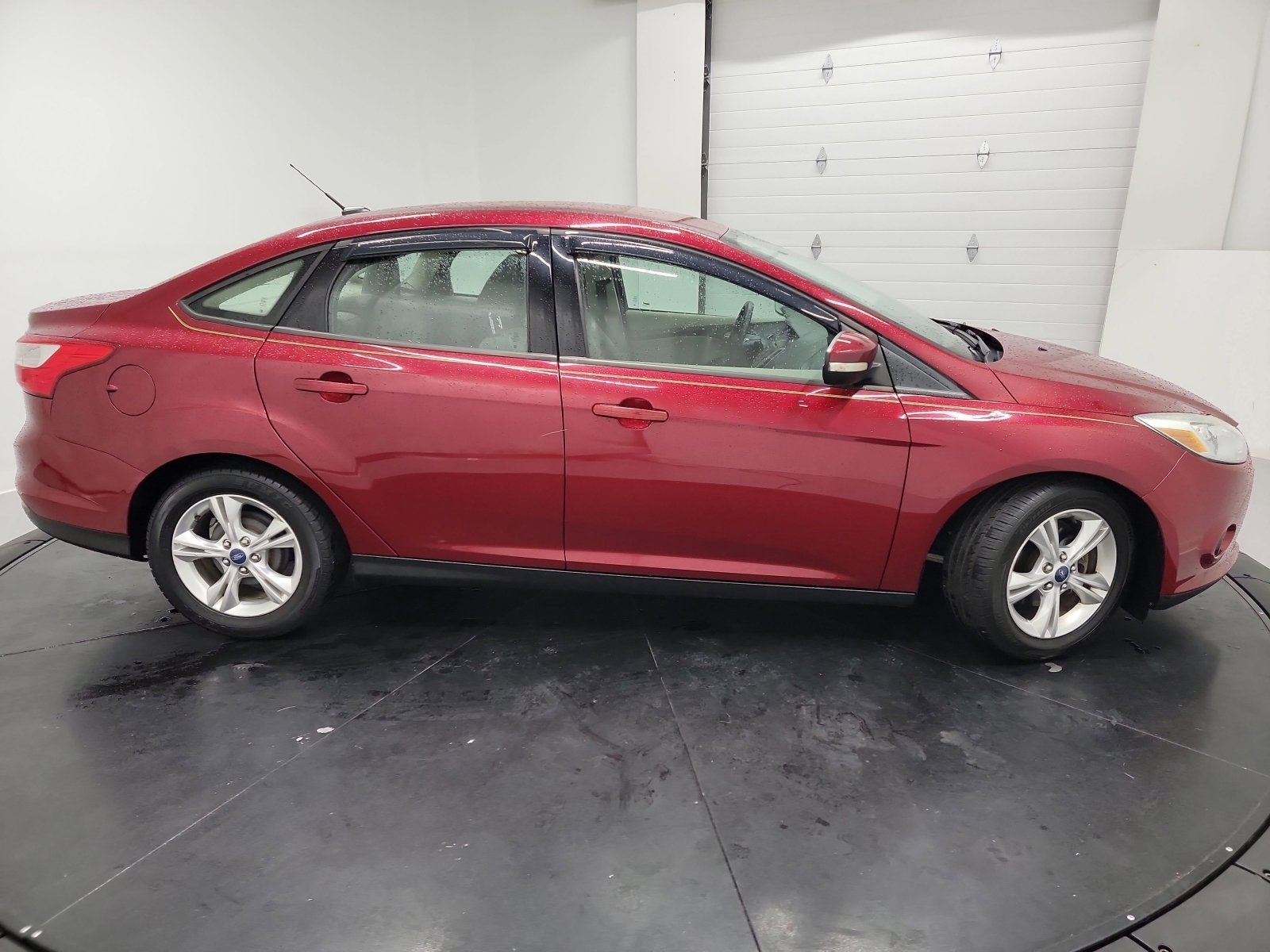 Used 2013 Ford Focus SE FWD image 11