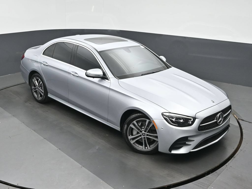 Used 2021 Mercedes-Benz E 350 4MATIC Sedan w/ Premium Package image 31