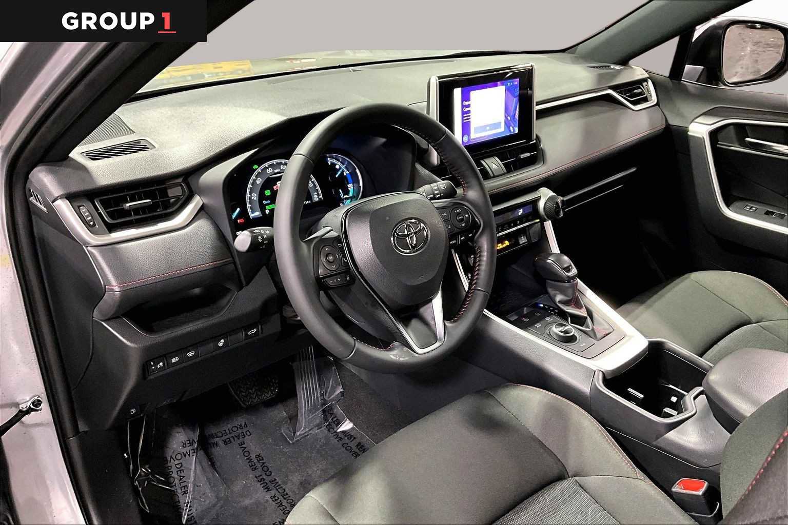 Certified 2025 Toyota RAV4 SE w/ Weather & Moonroof Package AWD/4WD image 18
