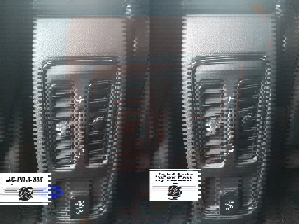 Used 2019 Jeep Grand Cherokee Altitude image 22