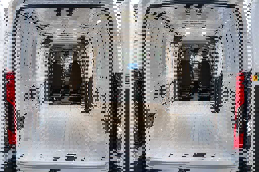 New 2026 Ford Transit 250 Low Roof image 28