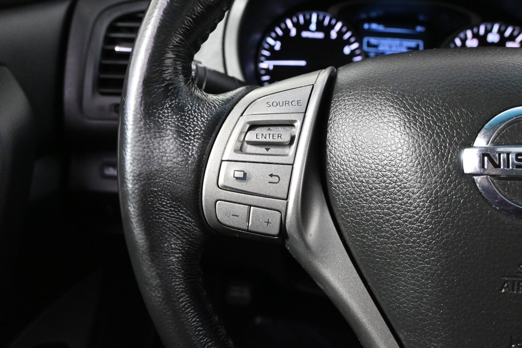 Used 2014 Nissan Altima 2.5 SL w/ Moonroof Package image 33