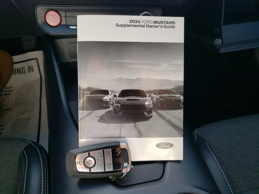Used 2024 Ford Mustang Coupe image 25