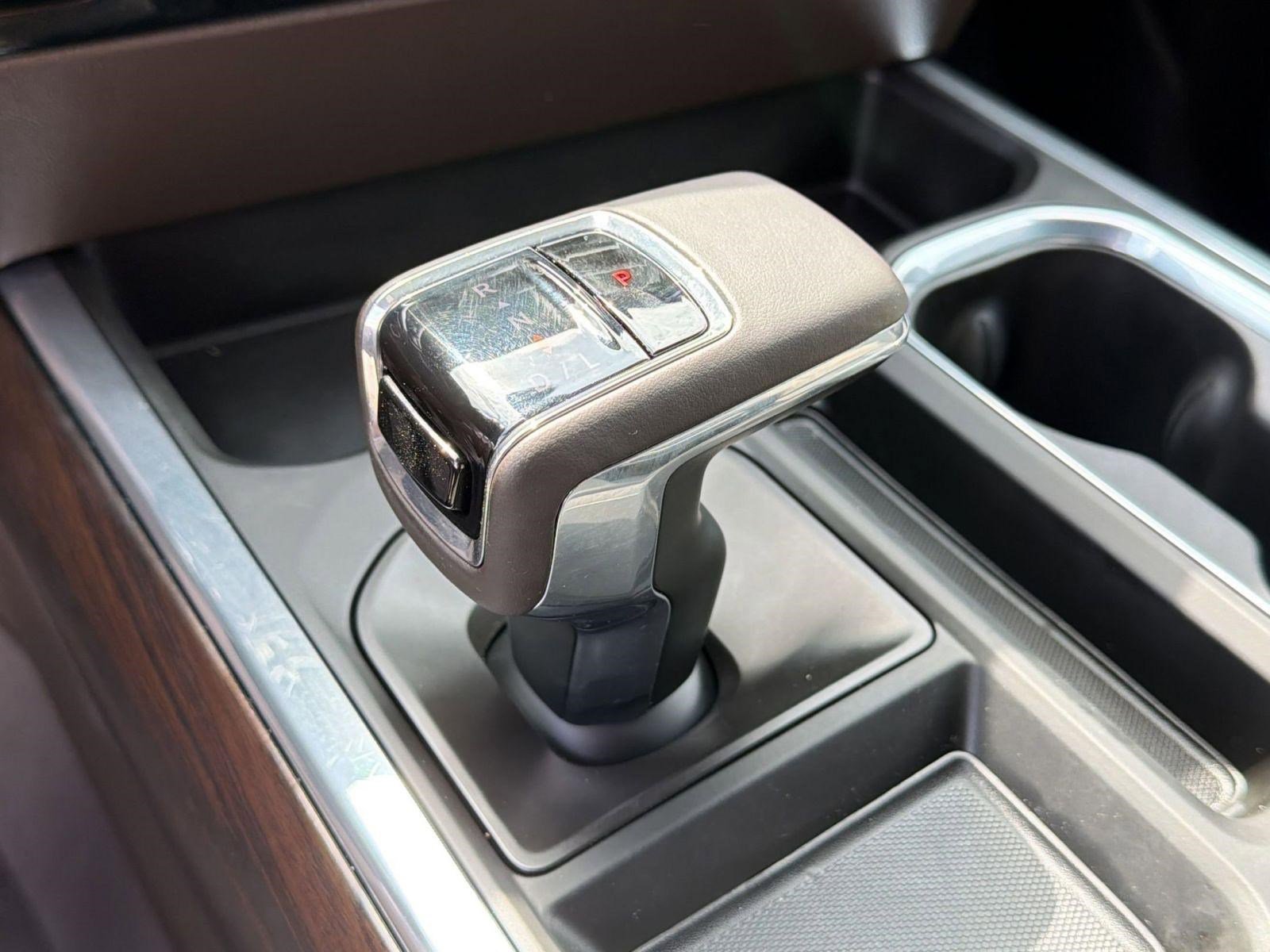 Used 2024 GMC Sierra 1500 SLT w/ SLT Premium Plus Package image 19