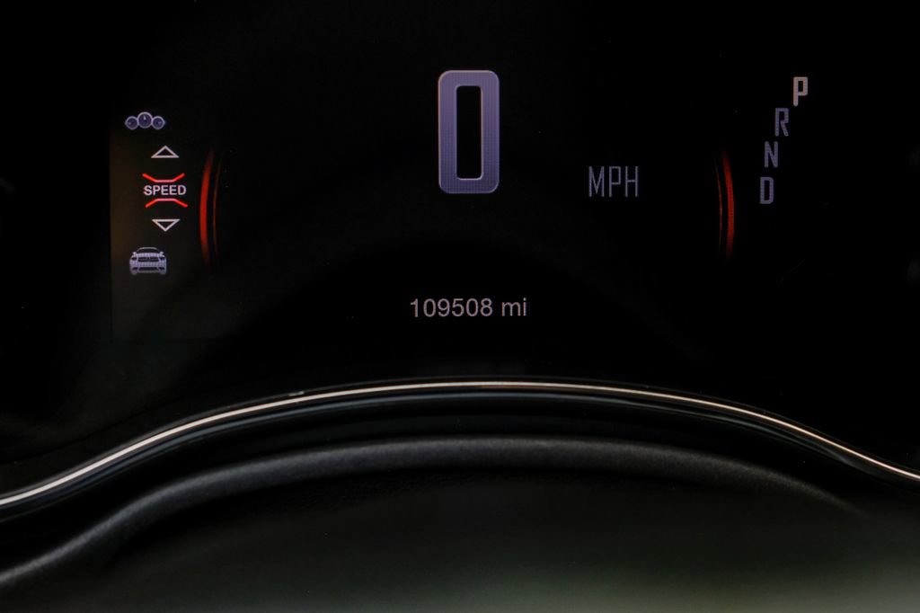 Used 2018 Dodge Durango SXT w/ 3rd Row Seating Group RWD image 23