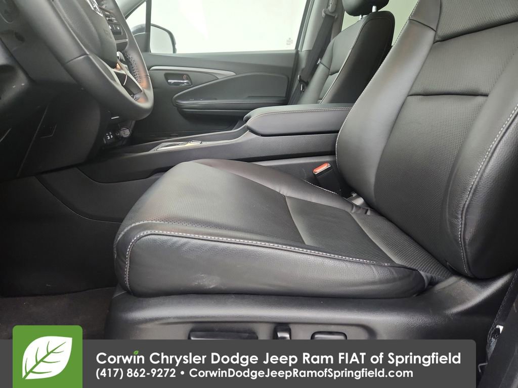 Used 2025 Honda Ridgeline RTL image 19