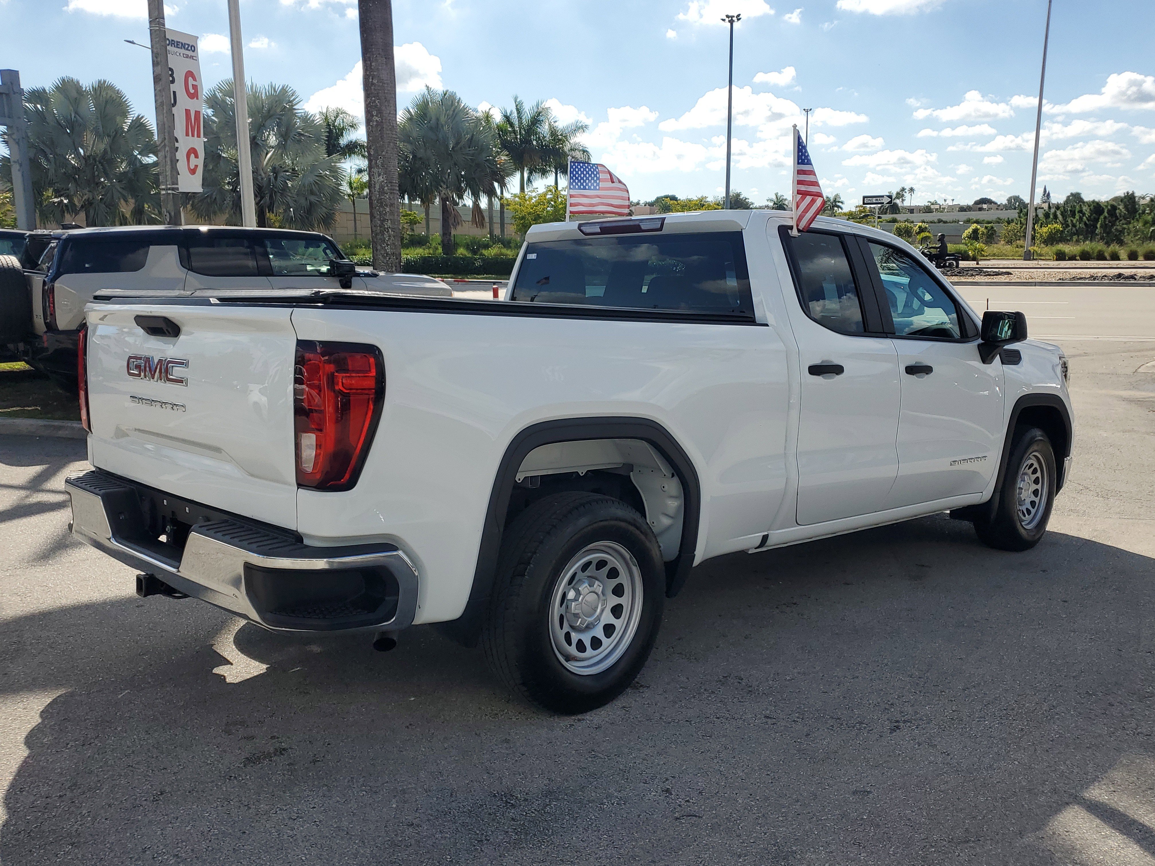 Used 2020 GMC Sierra 1500 2WD Double Cab image 5