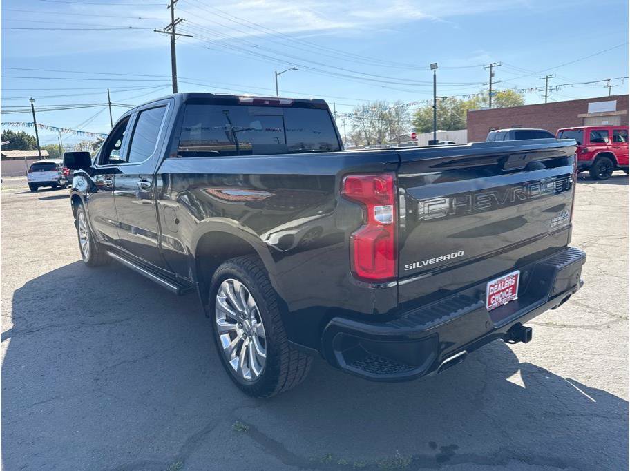 Used 2019 Chevrolet Silverado 1500 High Country w/ Technology Package AWD/4WD image 15