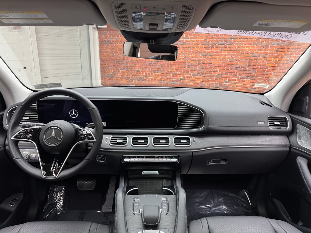 Used 2026 Mercedes-Benz GLS 450 4MATIC image 12