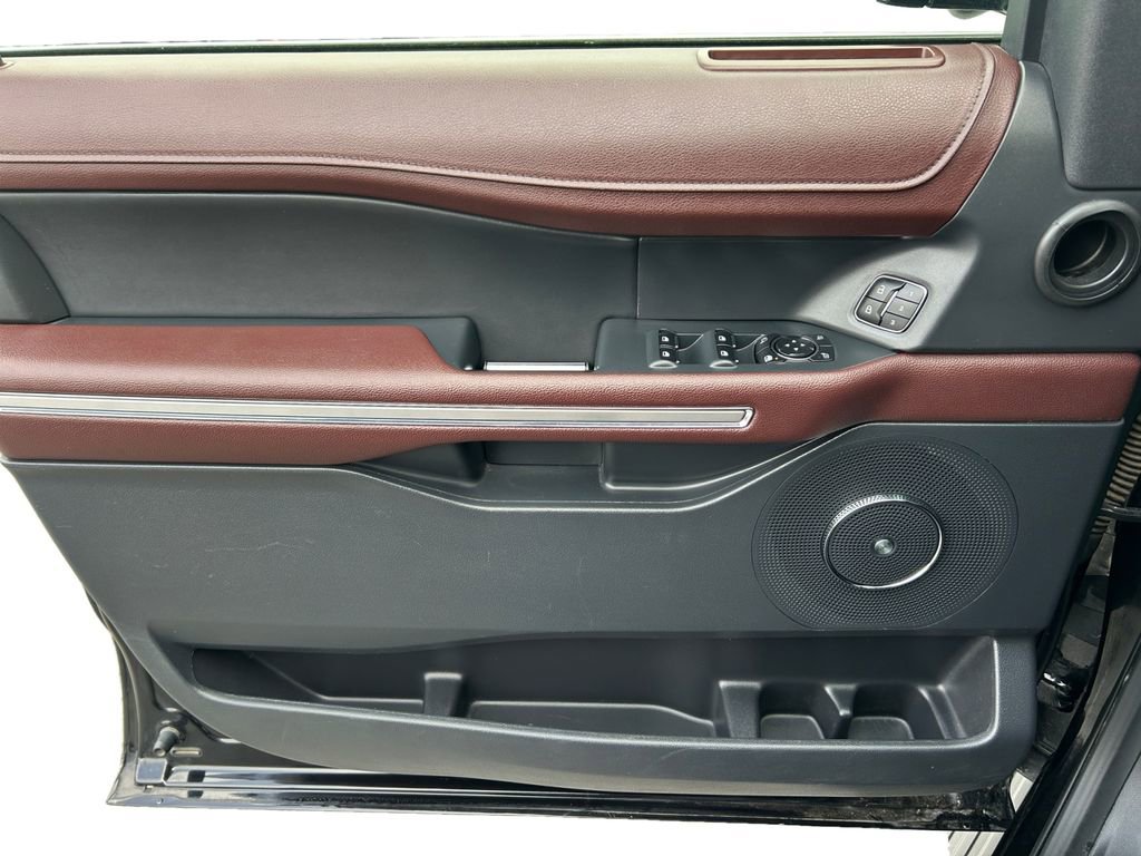 Used 2024 Ford Expedition Max Limited image 17