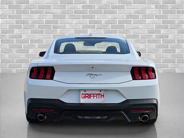 Certified 2025 Ford Mustang Coupe RWD image 5