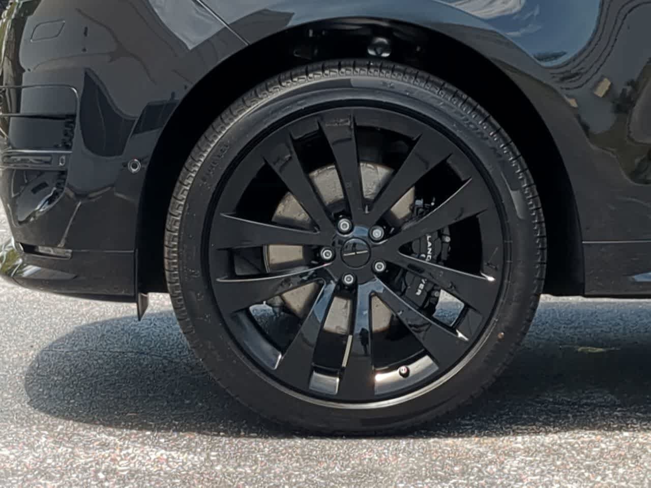 New 2026 Land Rover Range Rover Sport Dynamic SE AWD/4WD image 14