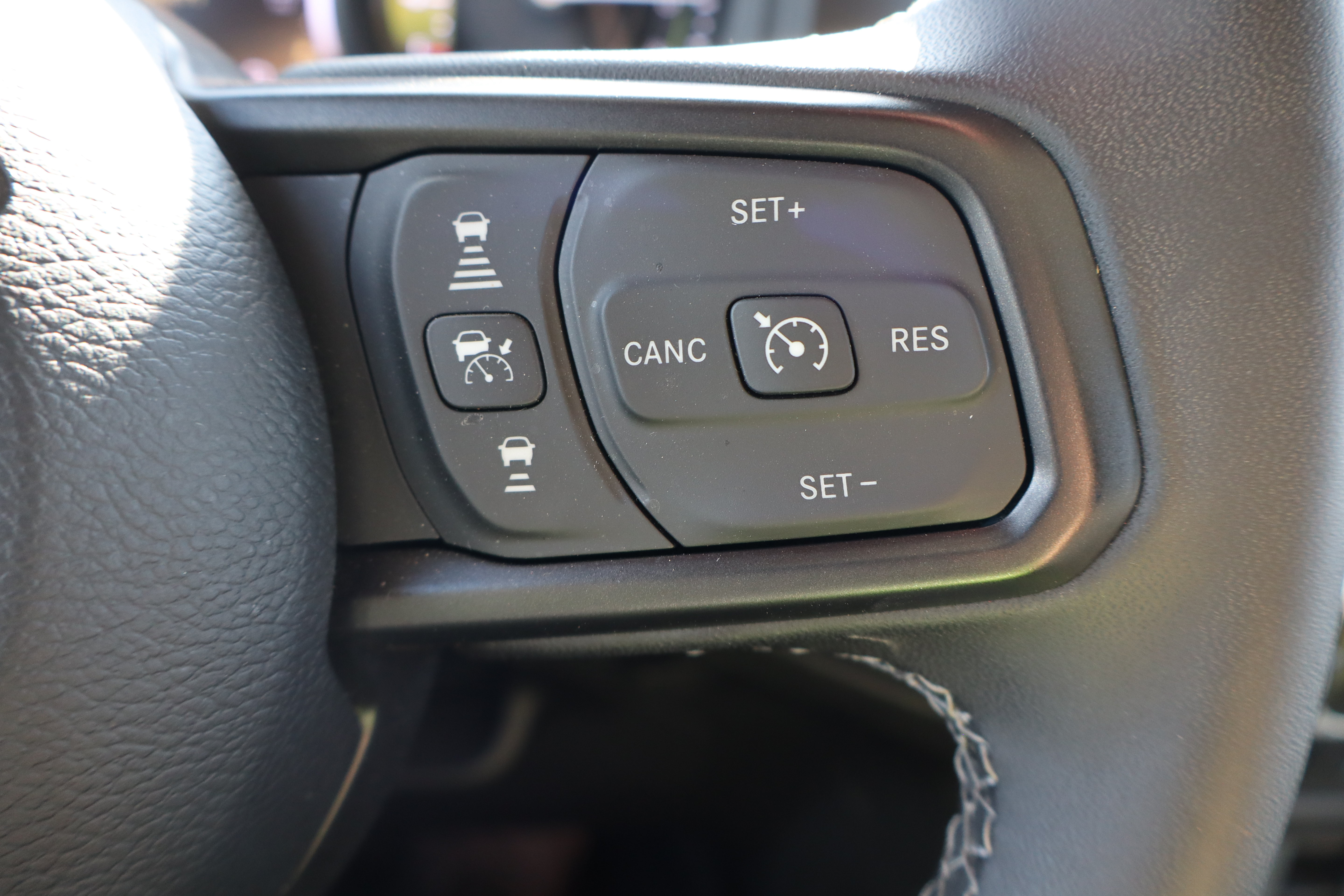 Used 2025 Jeep Wrangler Unlimited Sport S 4xe AWD/4WD image 16