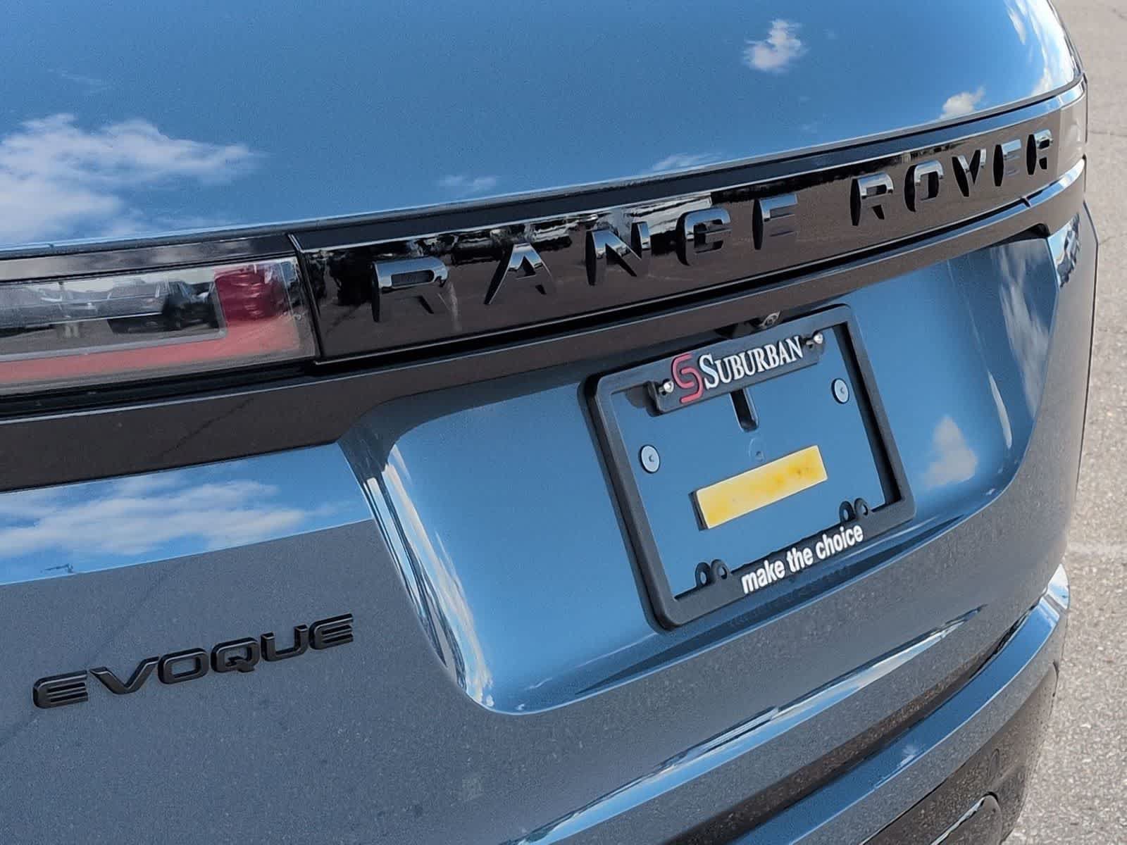 Certified 2026 Land Rover Range Rover Evoque Dynamic SE AWD/4WD image 12