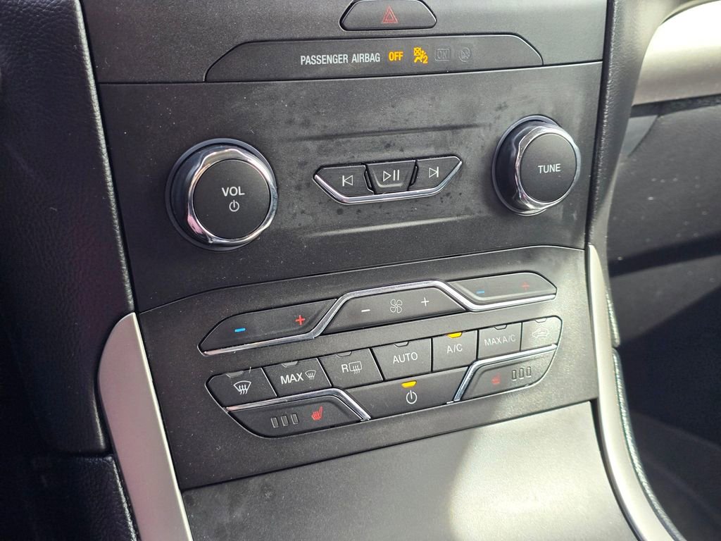 Used 2019 Ford Edge SEL w/ Equipment Group 201A image 22