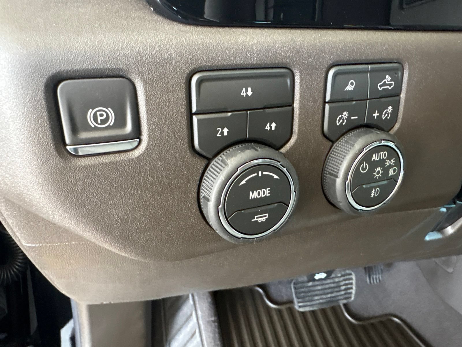New 2026 Chevrolet Silverado 2500 LT w/ Texas Edition AWD/4WD image 11