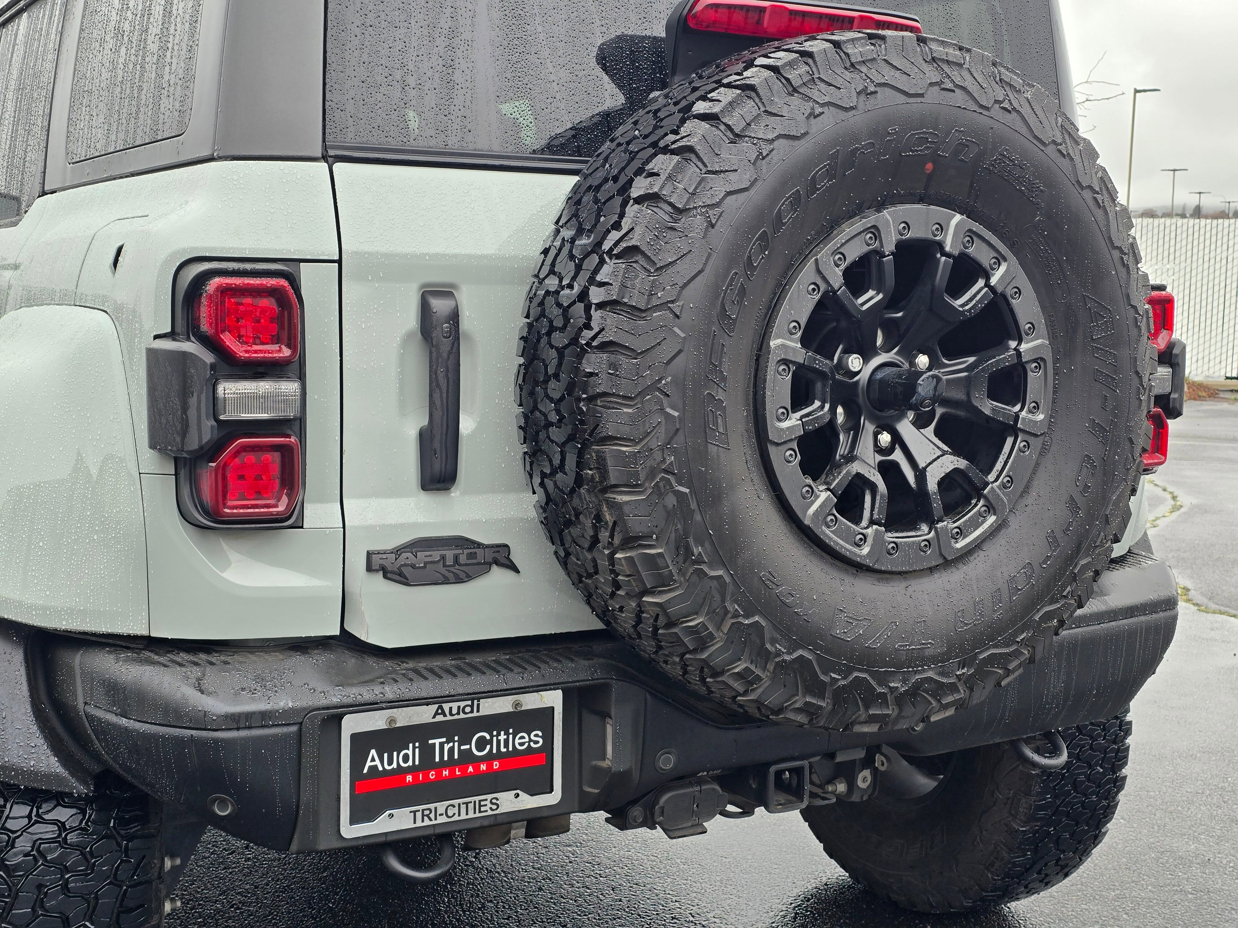 Used 2024 Ford Bronco Raptor w/ Interior Carbon Fiber Pack 6 image 39