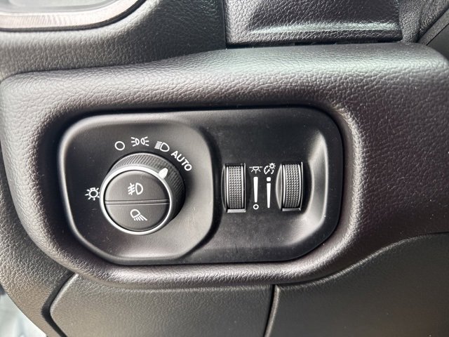 Used 2024 RAM 2500 Rebel w/ Towing Technology Group image 39