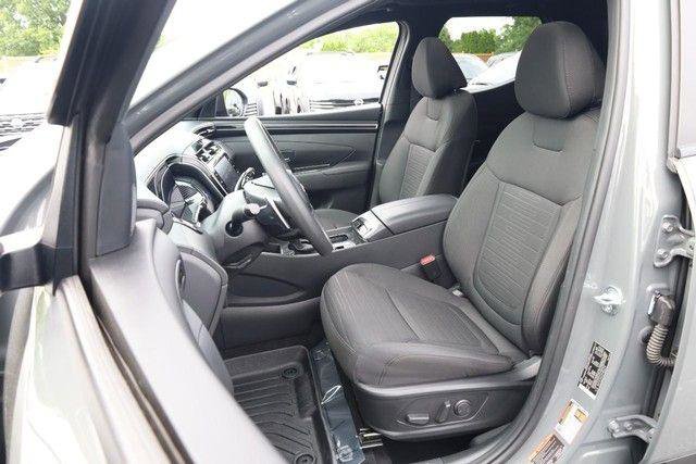 Used 2023 Hyundai Santa Cruz Night AWD/4WD image 8