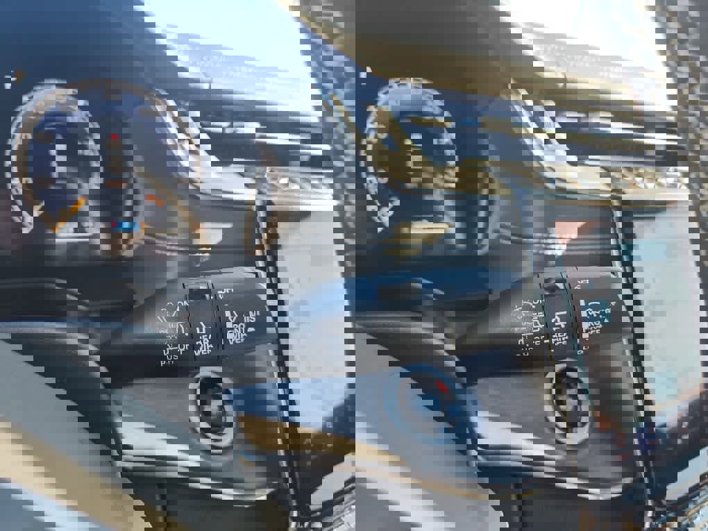 Used 2023 Jeep Grand Cherokee L Overland image 39