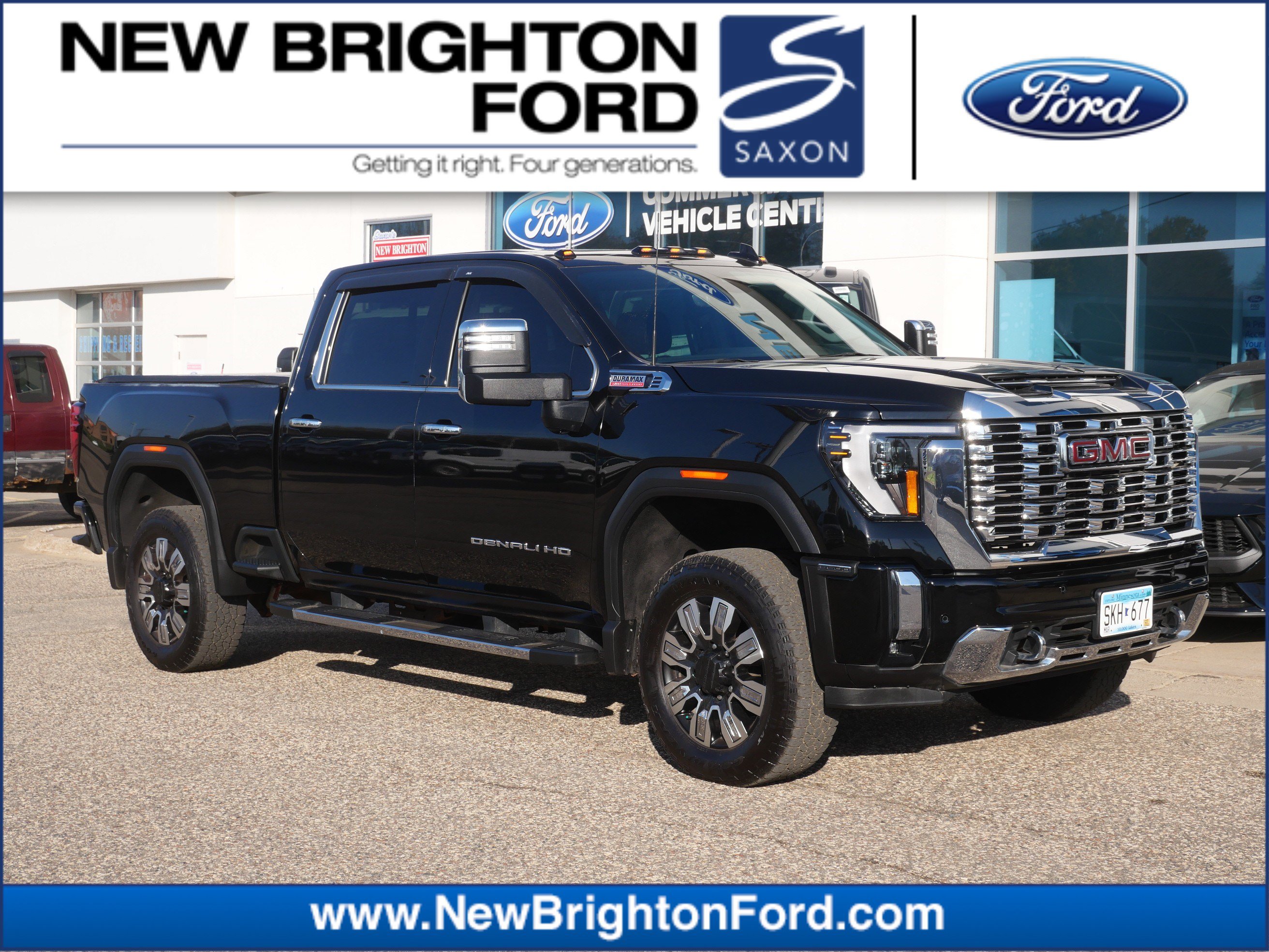 Used 2024 GMC Sierra 3500 Denali w/ Denali Reserve Package AWD/4WD image 1