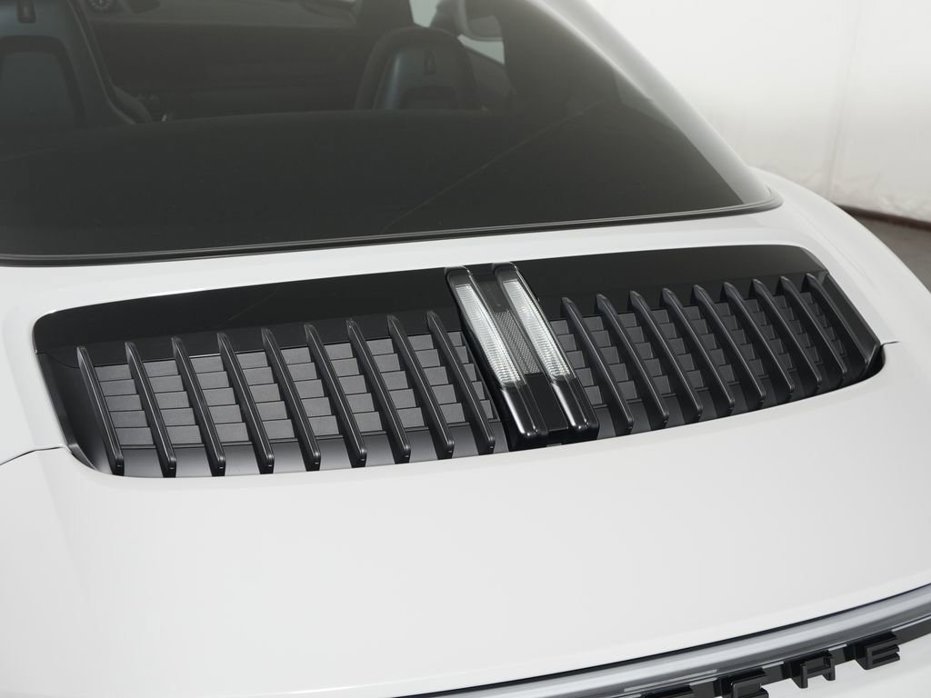Certified 2024 Porsche 911 Targa 4 GTS AWD/4WD image 17