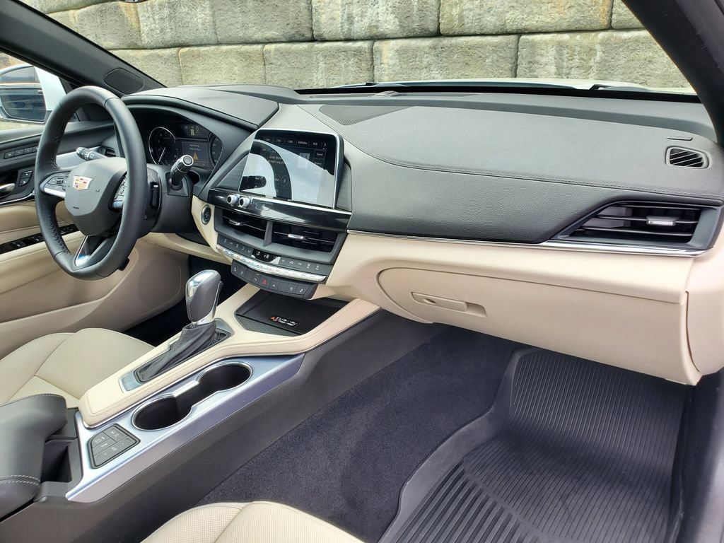 Certified 2025 Cadillac CT4 Premium Luxury AWD/4WD image 34