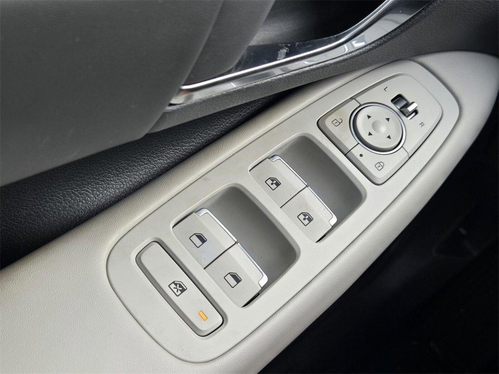 Certified 2022 Hyundai Sonata SEL image 28