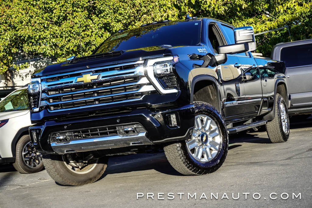 Used 2025 Chevrolet Silverado 3500 High Country w/ Technology Package image 21