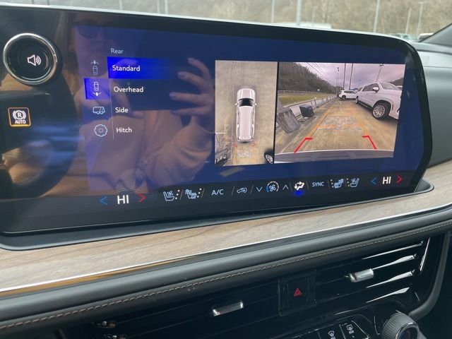 New 2026 Chevrolet Suburban High Country image 14