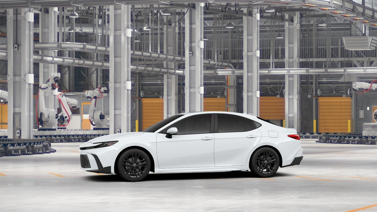 New 2027 Toyota Camry SE w/ Multimedia Upgrade Package FWD image 3
