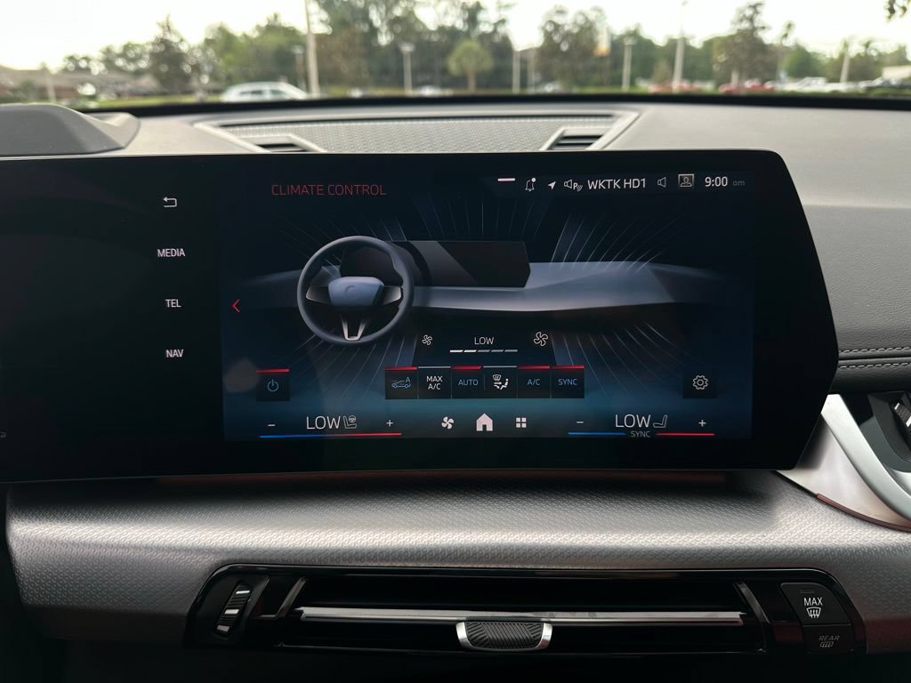 Certified 2026 BMW X1 M35i w/ Technology Package AWD/4WD image 19