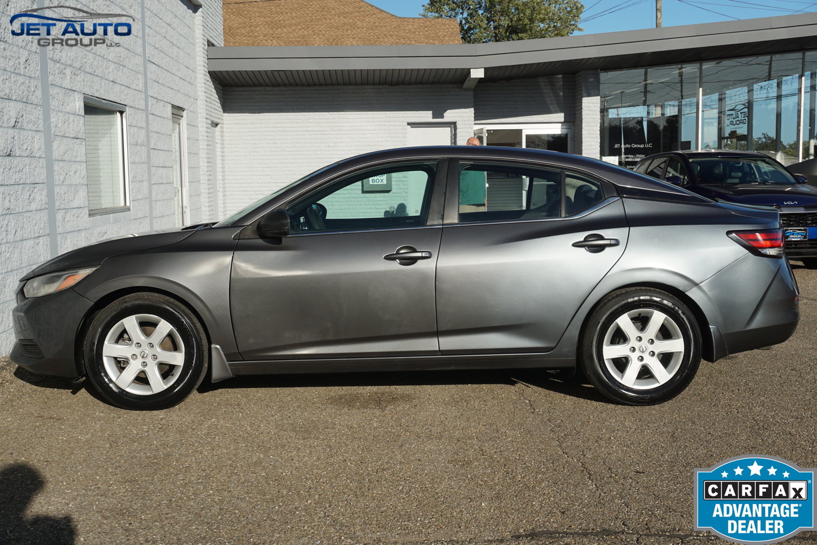 Used 2021 Nissan Sentra SR FWD image 13