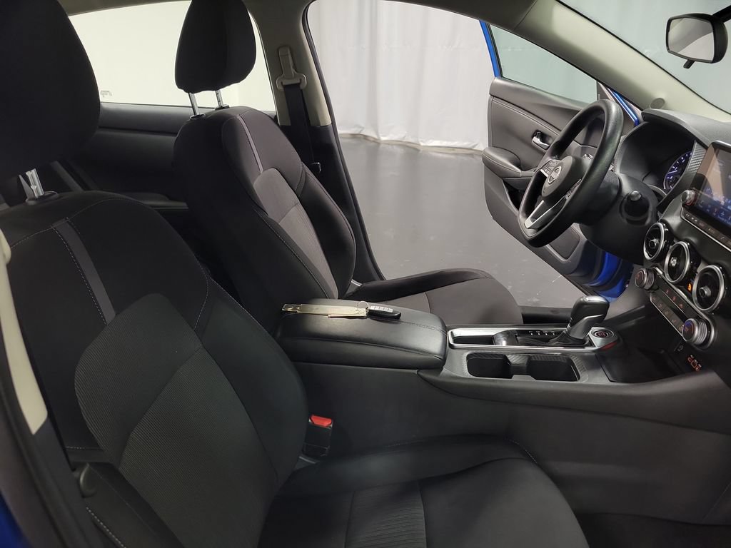 Used 2025 Nissan Sentra SV FWD image 27