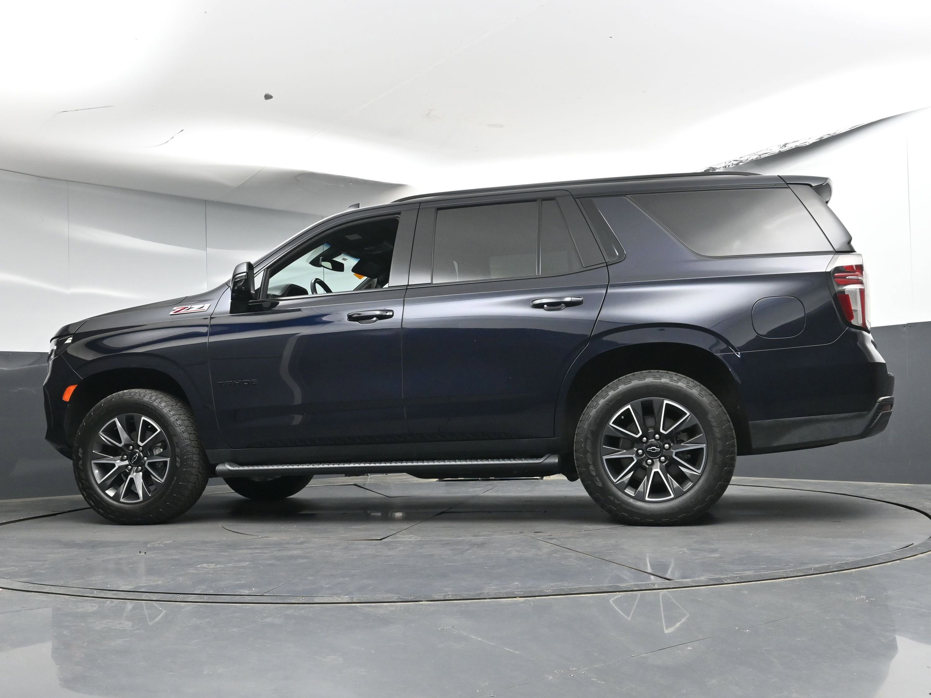 Used 2021 Chevrolet Tahoe Z71 w/ Luxury Package image 29