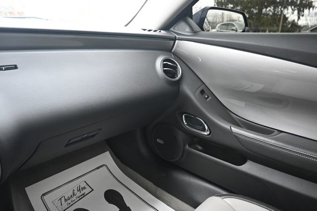 Used 2010 Chevrolet Camaro SS image 25