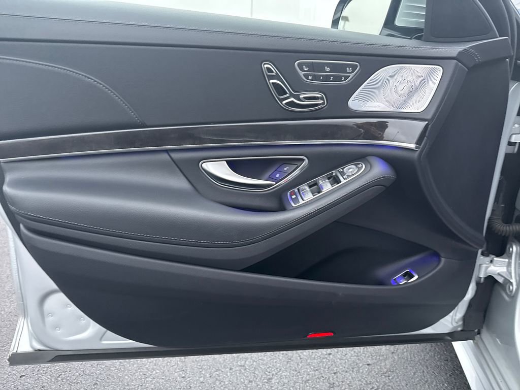 Used 2020 Mercedes-Benz S 450 4MATIC Sedan image 12