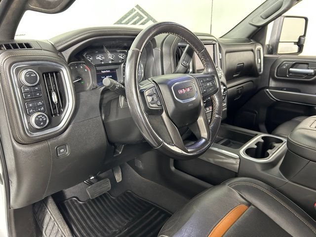 Used 2022 GMC Sierra 3500 AT4 AWD/4WD image 18