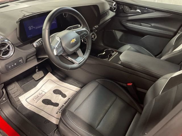 Used 2024 Chevrolet Blazer EV LT image 16